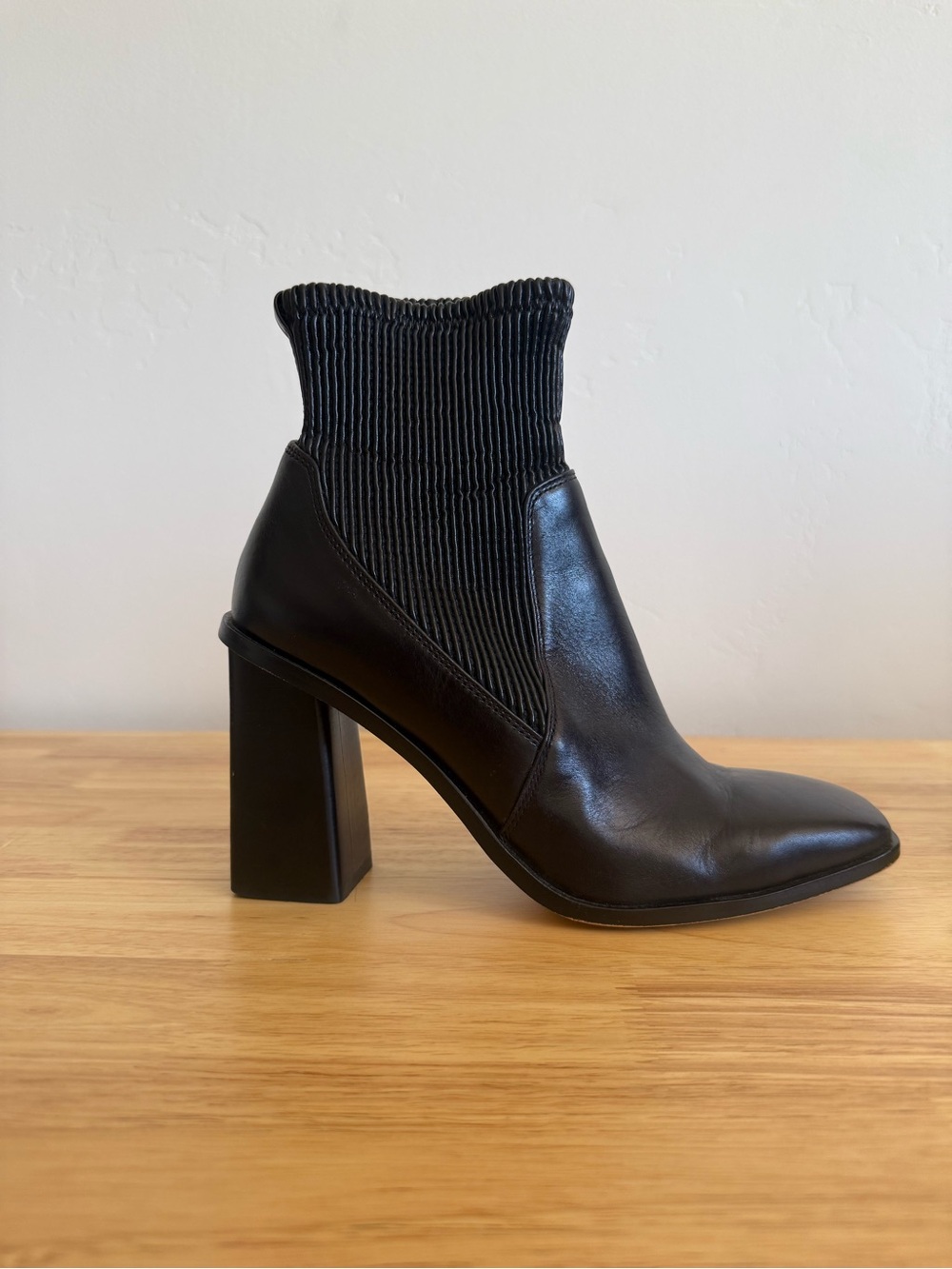 Vince Camuto Black Leather Sock Booties EU 38 Block Heel Ankle Boots - Picture 4 of 9